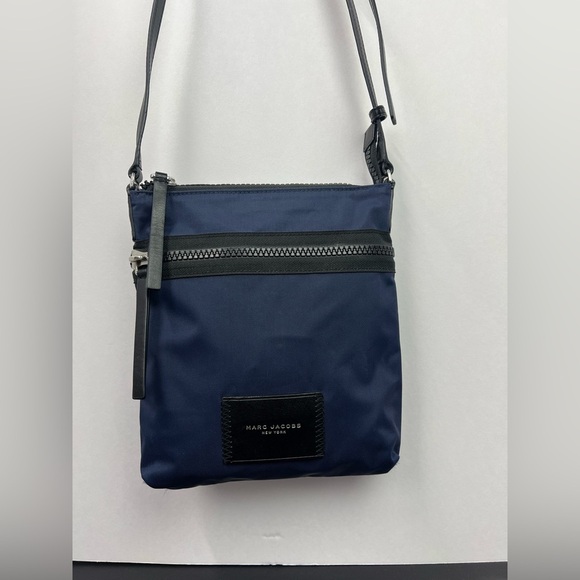Marc Jacobs Midnight Blue Messenger crossbody Bag - Picture 2 of 10